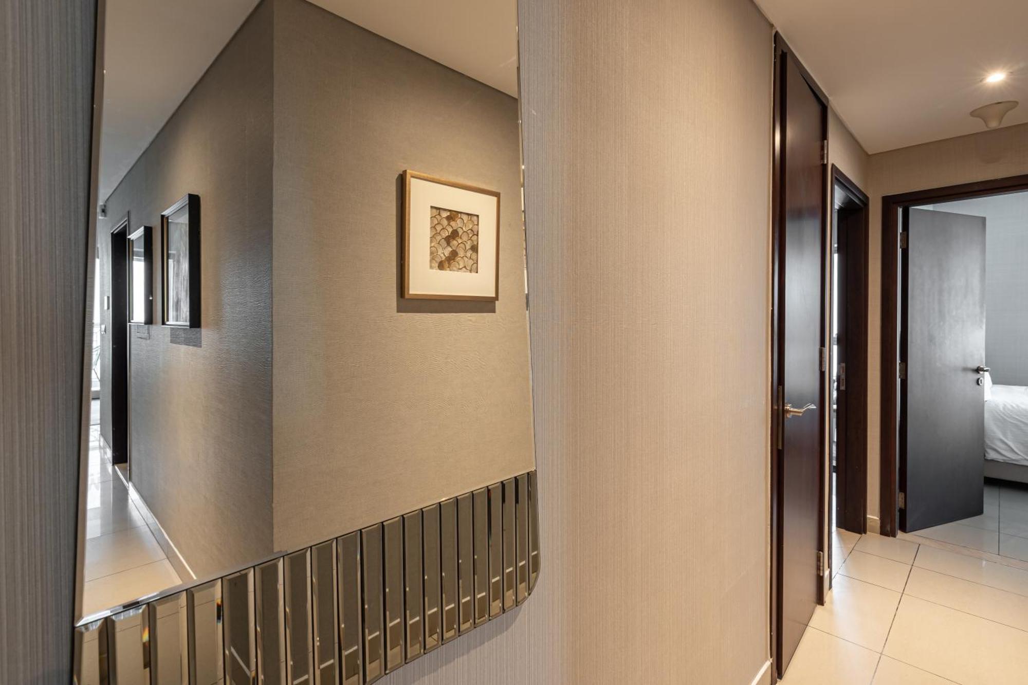 Bellavista - Glamorous - 2br - 29 Boulevard - Burj Khalifa & Fountain View Apartment